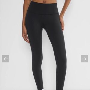 TNA Classic Black Leggings